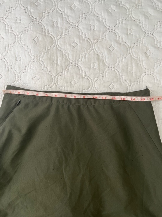 Patagonia Duway Skirt Size 8 Olive Green Hiking Skort DWR Finish - Picture 5 of 15